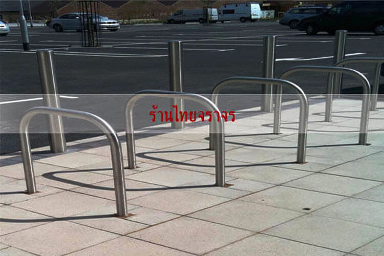 traffic bollards5